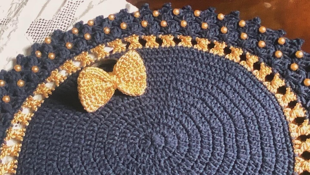 Tapete Oval Harmonia em Crochê Modelo 02
